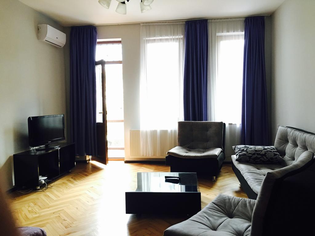 Nana Apartment Tbilisi Esterno foto