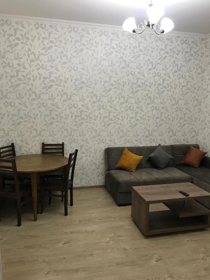 Nana Apartment Tbilisi Esterno foto
